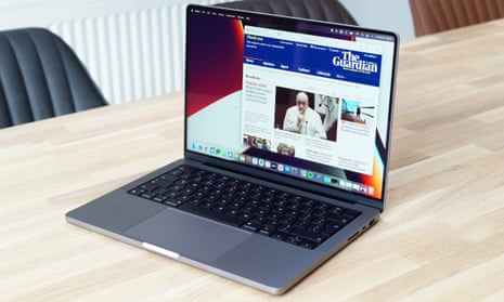 Apple 14in MacBook Pro review