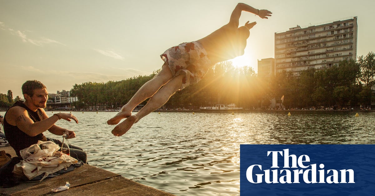 Outdoor swimming in Paris with the canal club – in pictures | Travel | The Guardian