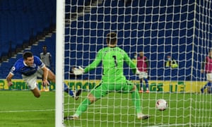 Lewis Dunk misses a golden opportunity to pull Brighton level before Chelsea’s third goal.