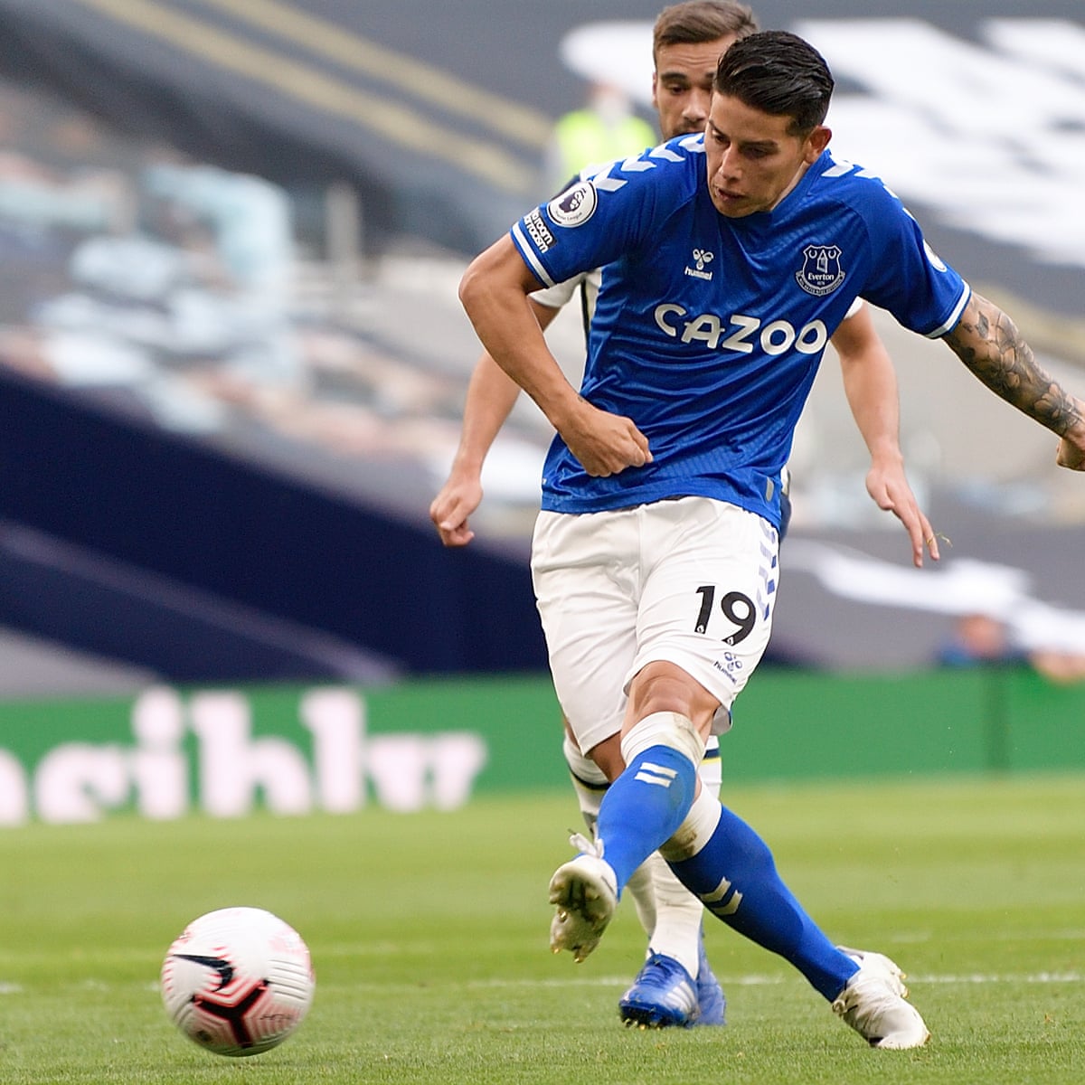 Silky Rodriguez Gives Reason For Everton Fans Imagination To Run Riot Jonathan Liew Football The Guardian