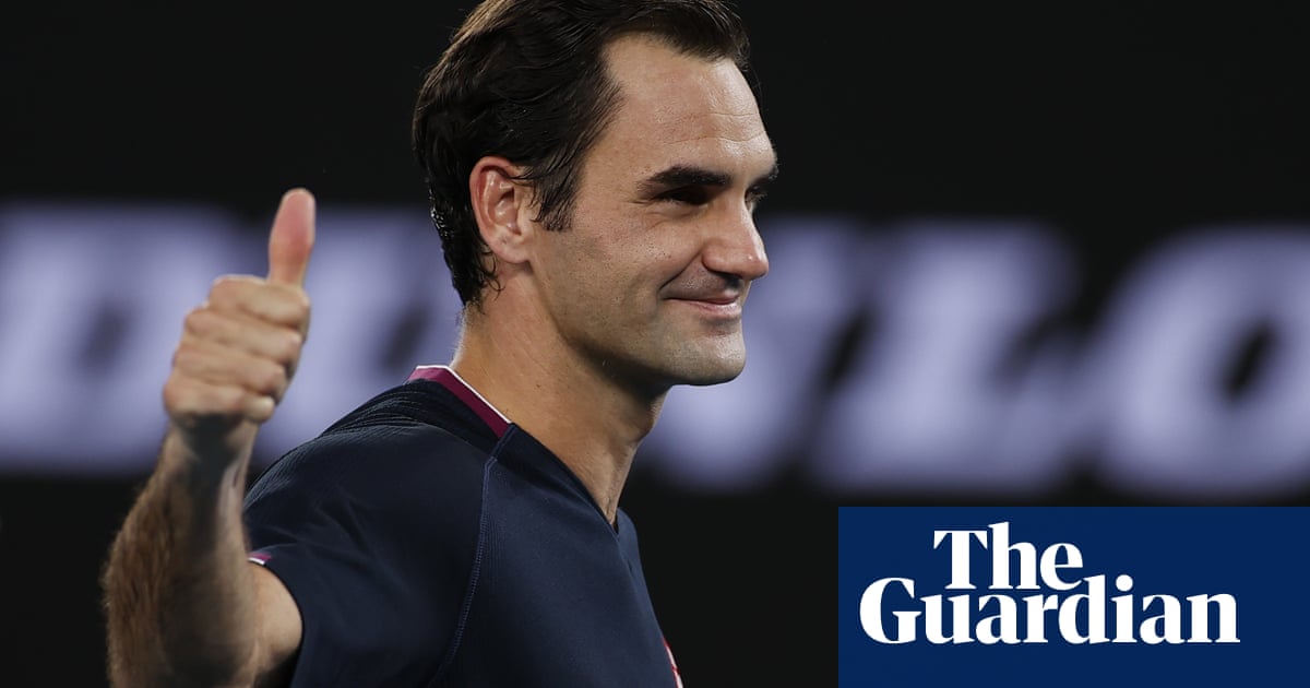 Roger Federer and Novak Djokovic ease into third round of Australian Open