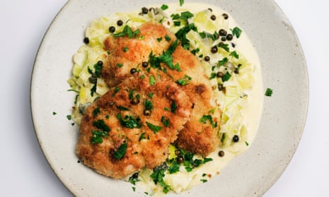 Pepper pig: pork cutlets with leeks and cream.