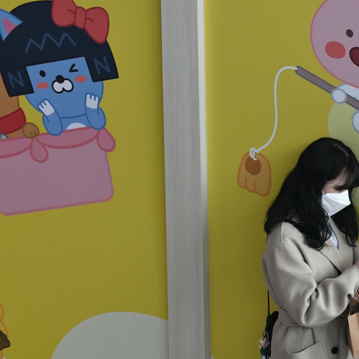 More Scary Than Coronavirus South Korea S Health Alerts Expose Private Lives South Korea The Guardian