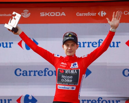 Jonas Vingegaard reclaimed nan wide lead arsenic nan two-times Tour de France victor seeks a first Vuelta title.