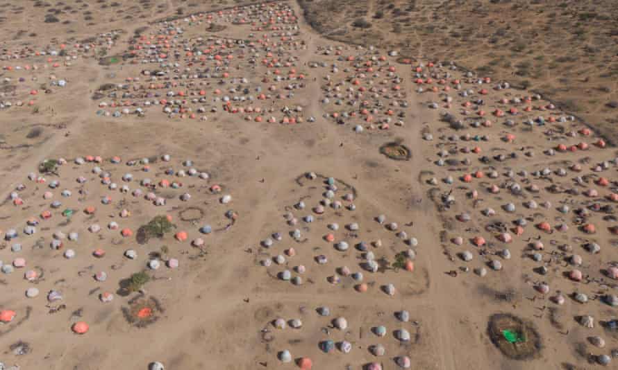 Arial of Somalian refugee camp 