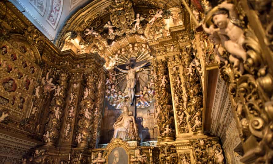 Holu orders: the 16th-century Igreja de Sao Roque was one of the earliest Jesuit churches in Christendom and features a series of ornately decorated Baroque chapels.