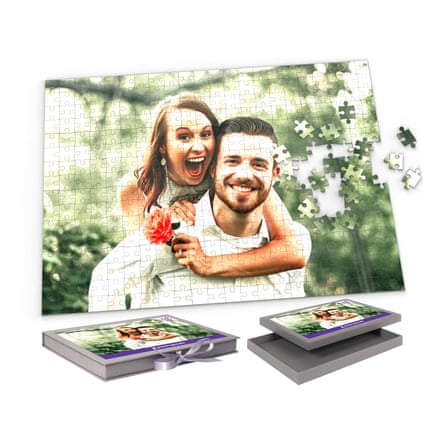 A jigsaw made from a wedding picture of a happy couple