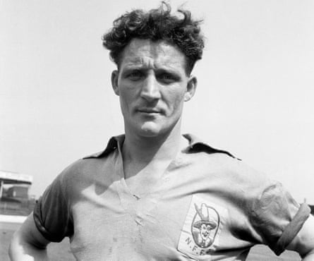 Nottingham Forest’s Wally Ardron in pre-season training, 1950.