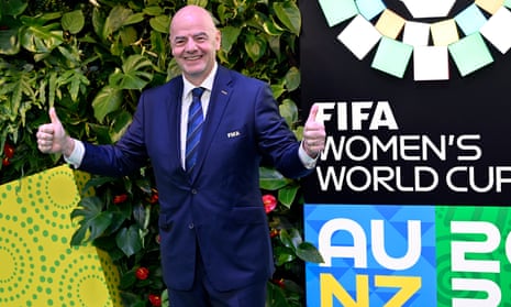 Gianni Infantino giving thumbs up at the women's world cup draw event