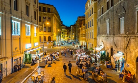Dining out on the Via del Portico d’Ottavia.