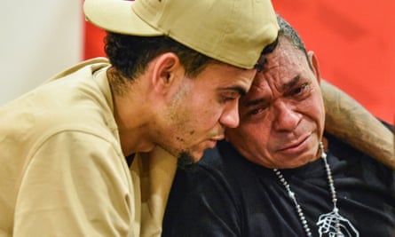 The Liverpool and Colombia player Luis Díaz (left), reuniting with his father Luis Manuel Díaz in Barranquilla, Colombia, the venue for Thursday’s game against Brazil.
