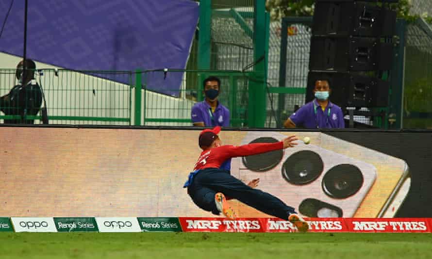 Jonny Bairstow is inches away from dismissing Jimmy Neesham with a stunning catch