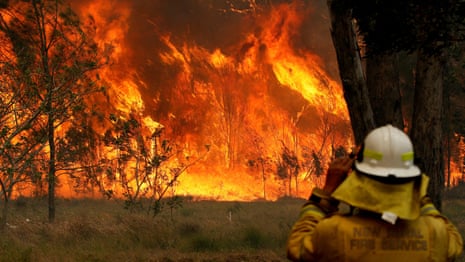 Braving the blazes: dramatic footage of bushfires ravaging Australia's east coast – video