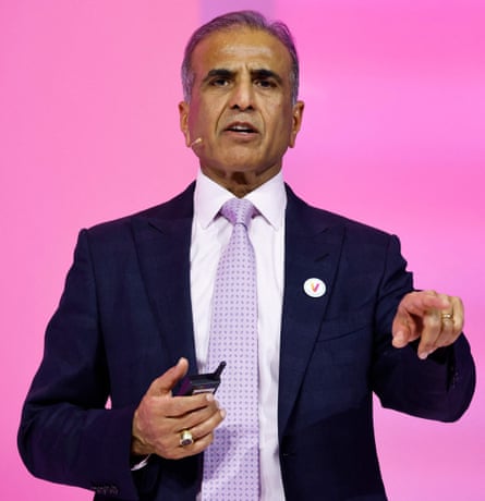Sunil Bharti Mittal in a suit and tie at an innovation fair in Paris in 2023
