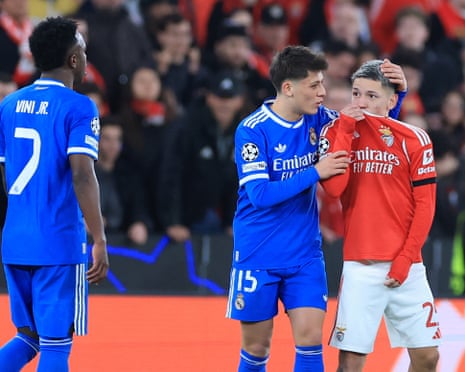 फरवरी में चैंपियंस लीग मीटिंग के दौरान विन्सियस जूनियर और जियानलुका प्रेस्टिएनी