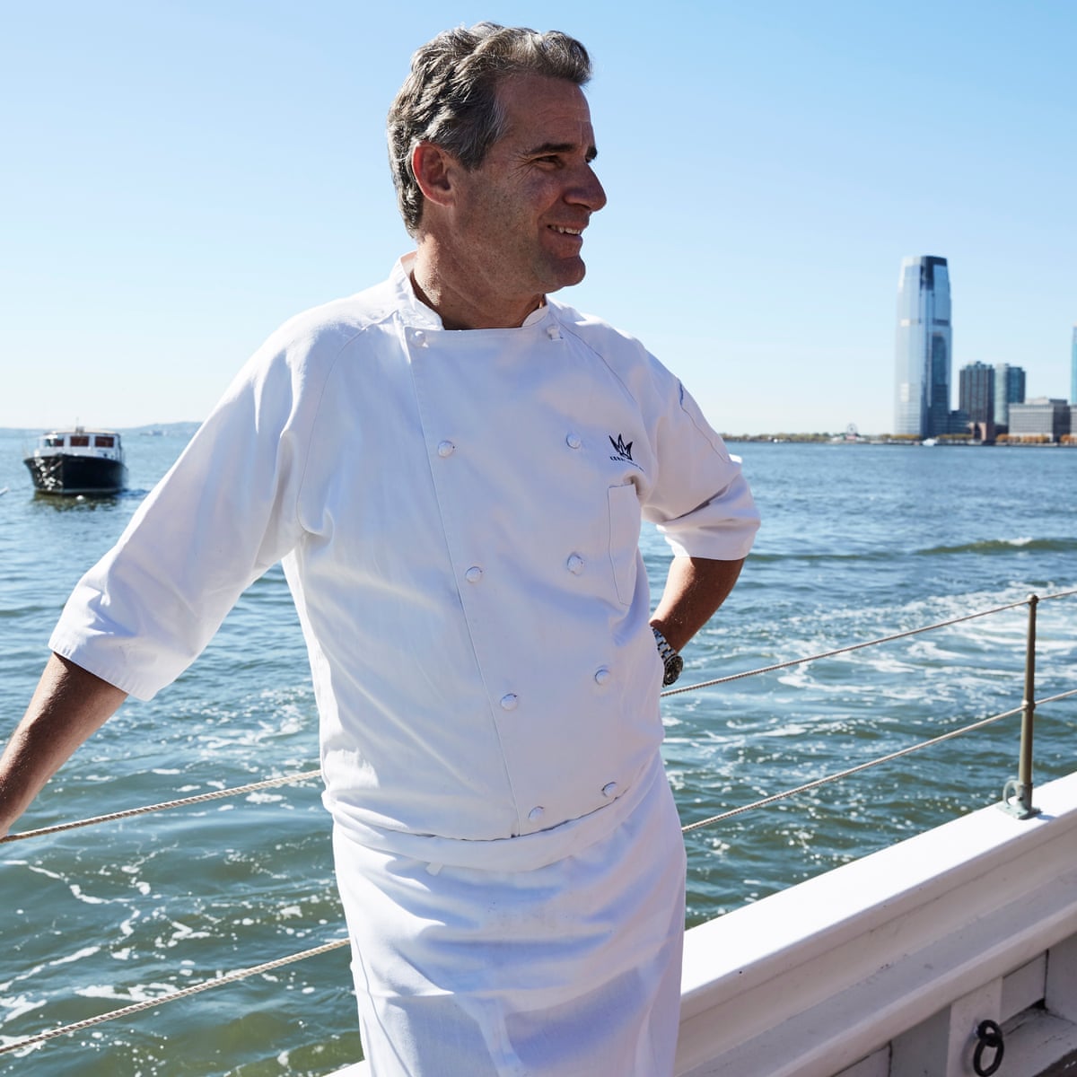 Oysters Are Making A Comeback In The Polluted Waters Around New York City Environment The Guardian