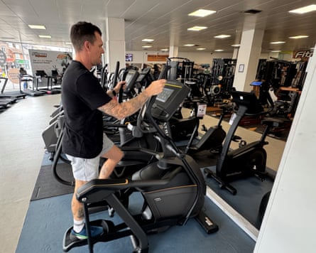 Testing cross trainers. Matrix E35