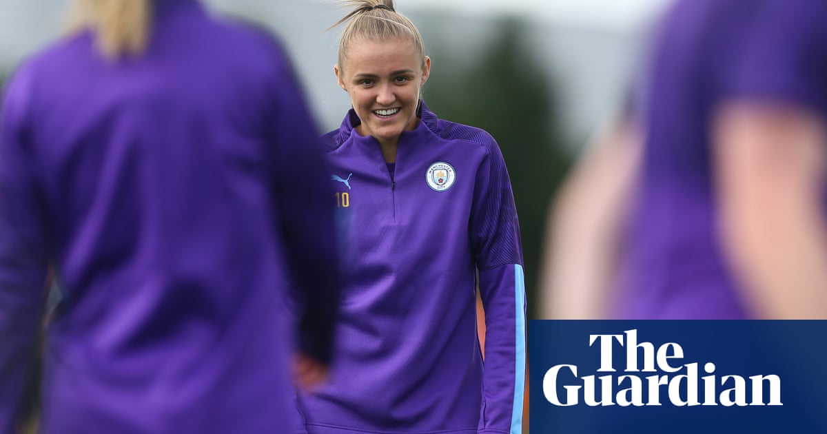 Manchesters only ever been blue: City and United women gear up for derby – video