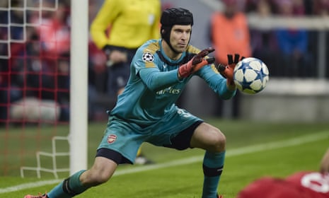 Arsenal’s Petr Cech has the chance to emulate Eric Cantona by winning back-to back Premier League titles with two different sides.
