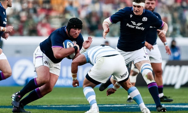 Scotland's Zander Fagerson carries the fight to Argentina.