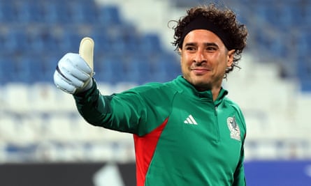Guillermo Ochoa is one of the casualties of Mexico’s move to build for 2026.