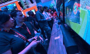 Gamers play Fifa 18 (Bayern Munich Vs Real Madrid) at the E3 expo in LA.