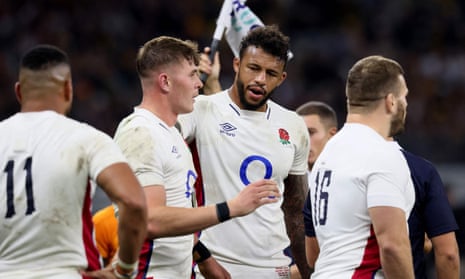 England captain Courtney Lawes (centre) tries to organise his team after an Australia try in Perth.