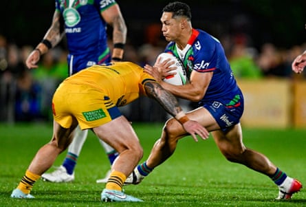 Roger Tuivasa-Sheck of the New Zealand Warriors in action