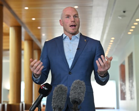 Australia politics live: David Pocock rues ‘farcical’ tax review; Pauline Hanson explains stance on paid parental leave