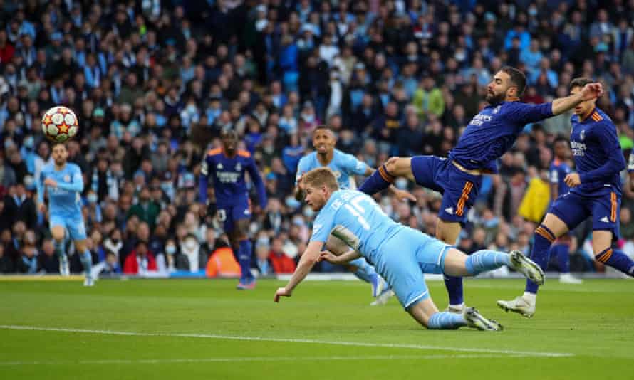 Kevin De Bruyne heads in the opening goal inside two minutes.