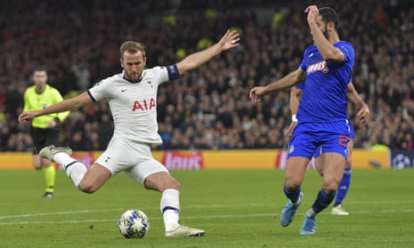 Harry Kane shoots during the Champions League match between Tottenham Hotspur and Olympiakos