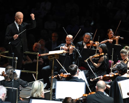 Paavo Järvi conducts the BBC Symphony Orchestra.