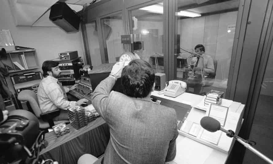 Radio Martí went on the air on 20 May 1985.