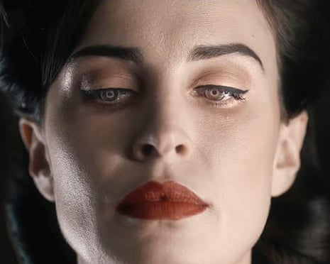 Heida Reed closeup in Blank.