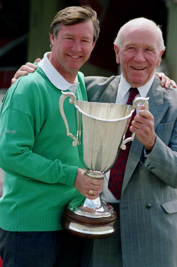 Honour Sir Matt Manchester United Urged By Solskjaer To Win Final For Busby Manchester United The Guardian