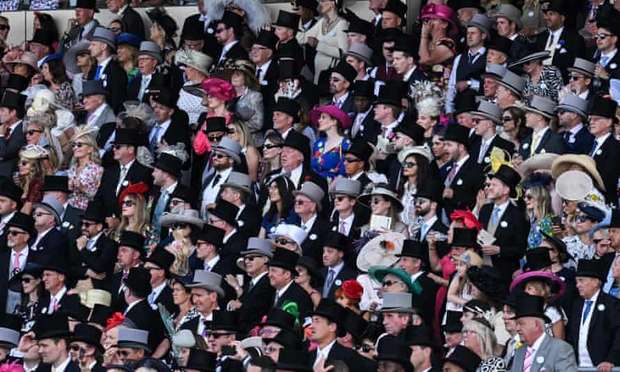 The crowd waiting for the Gold Cup at Royal Ascot.
