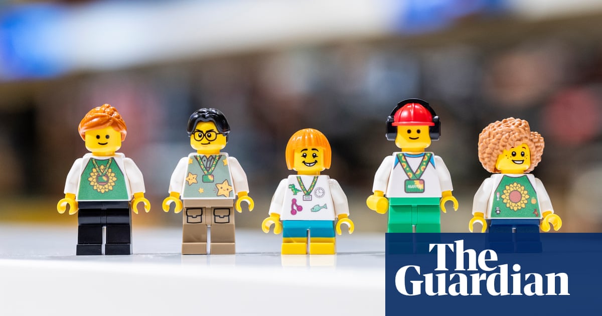 LEGO Introduces Sunflower Lanyard Characters