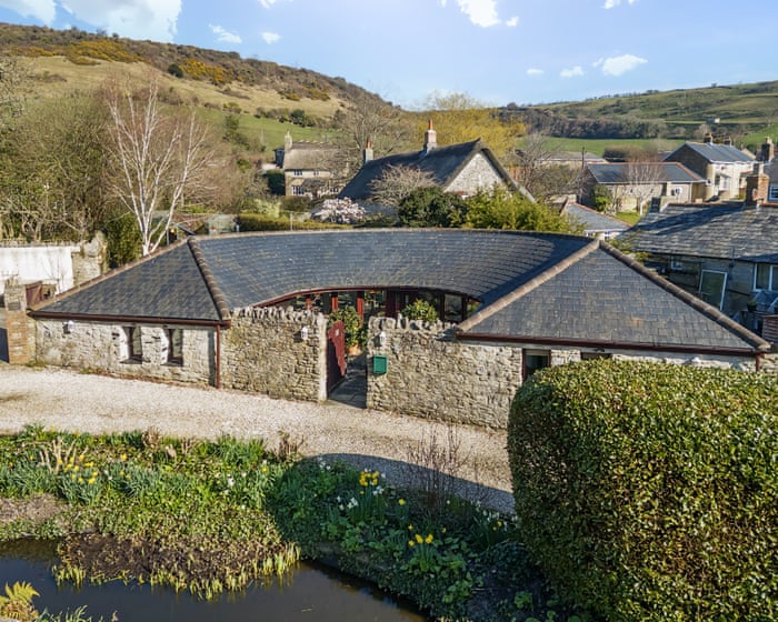 Stylish bungalows for sale in England – in pictures