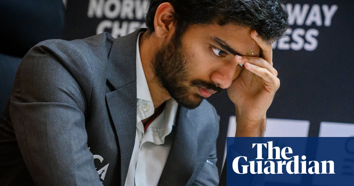 Magnus Carlsen slams table after shock loss to Gukesh Dommaraju in Norway