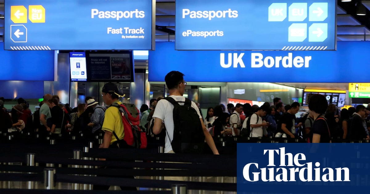 Hunderte Beamte der Heathrow Border Force beginnen einen viertägigen Streik |  Flughafen heathrow