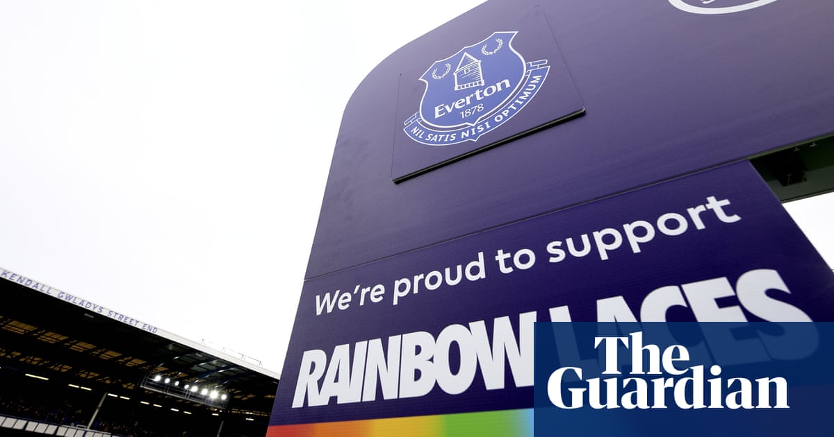 Everton investigating reports of homophobic chants at Chelsea fans