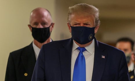 Donald Trump in face mask