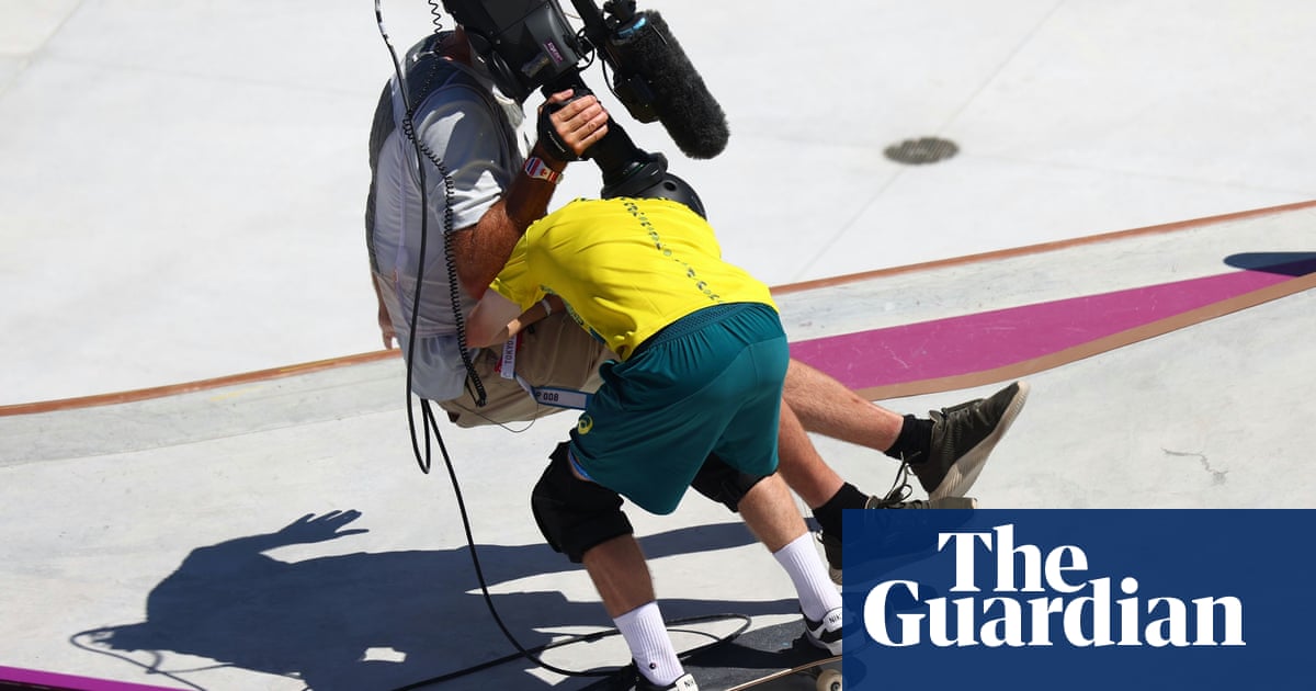 Australian skateboarder Kieran Woolley takes out – then fist bumps – cameraman