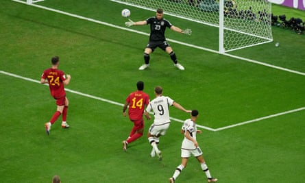 First Thing: Shanghai protests over zero-Covid policy spark clashes Germany’s Niclas Füllkrug scores his country’s equalizer against Spain, a rocketing shot into the top corner from nine yards out.