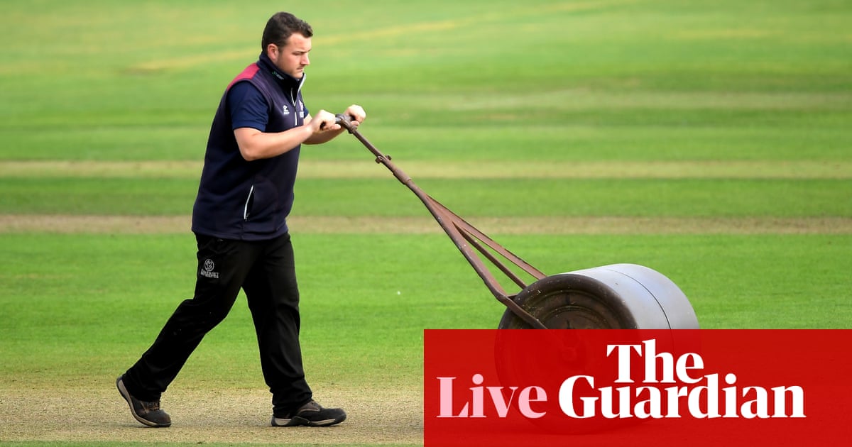 County cricket: Somerset v Essex title decider, day three – live!