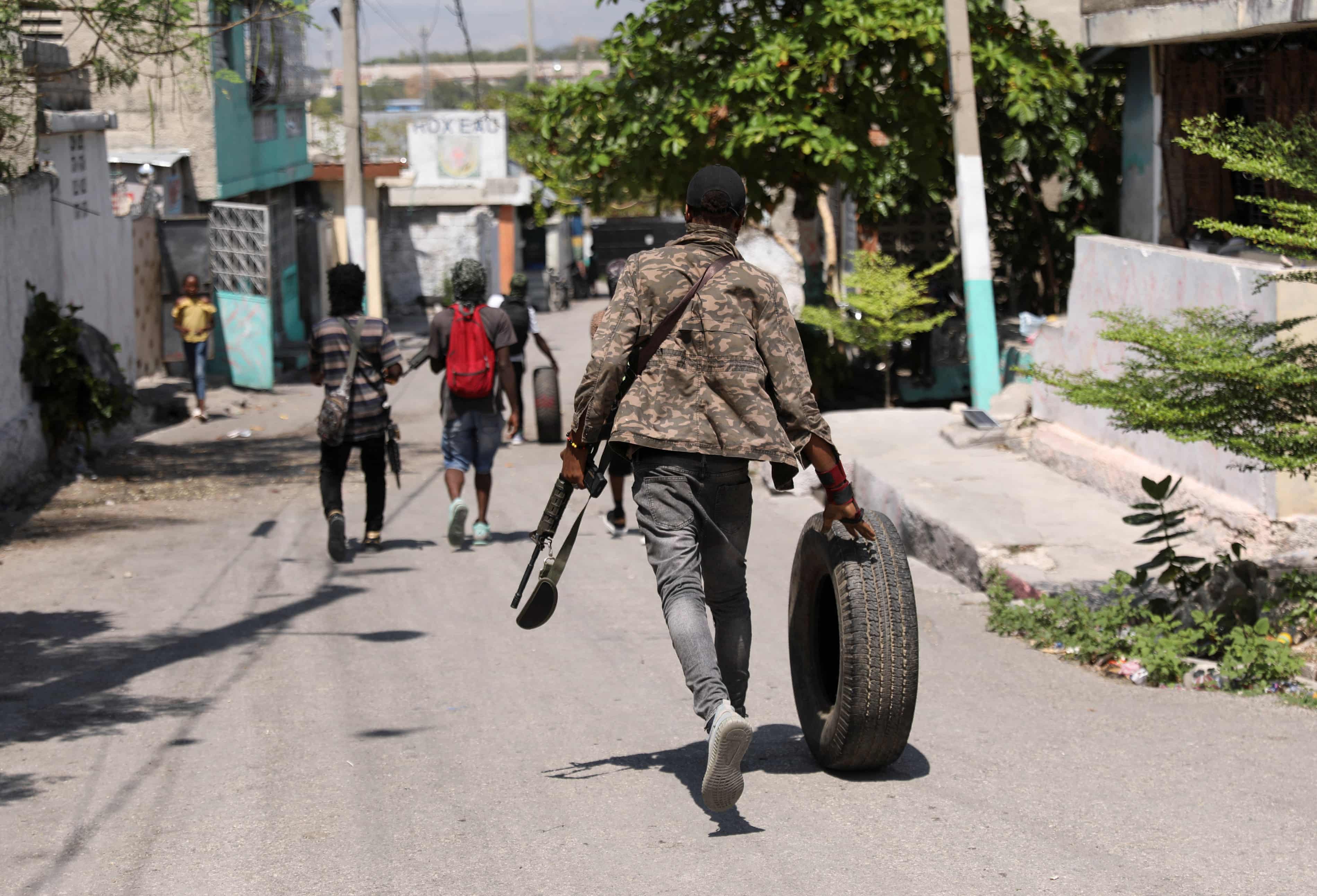 Haiti healthcare system on verge of collapse as gang warfare rages on (theguardian.com)