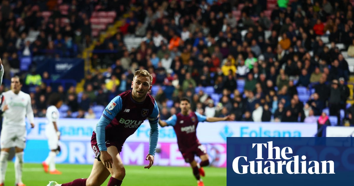 Captain Bowen's Brace Ends 31-Year Wait as West Ham Seize Championship Summit