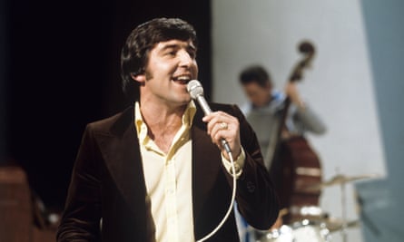Terry Venables singing on ITV’s The Russell Harty Show in 1974.