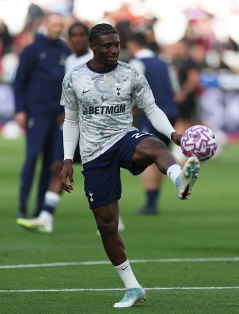 Tottenham's Mohammed Kudus during the warm up