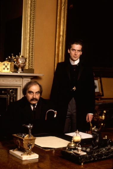 David Suchet as Verloc and Peter Capaldi as Vladimir in the 1992 BBC adaptation of The Secret Agent
